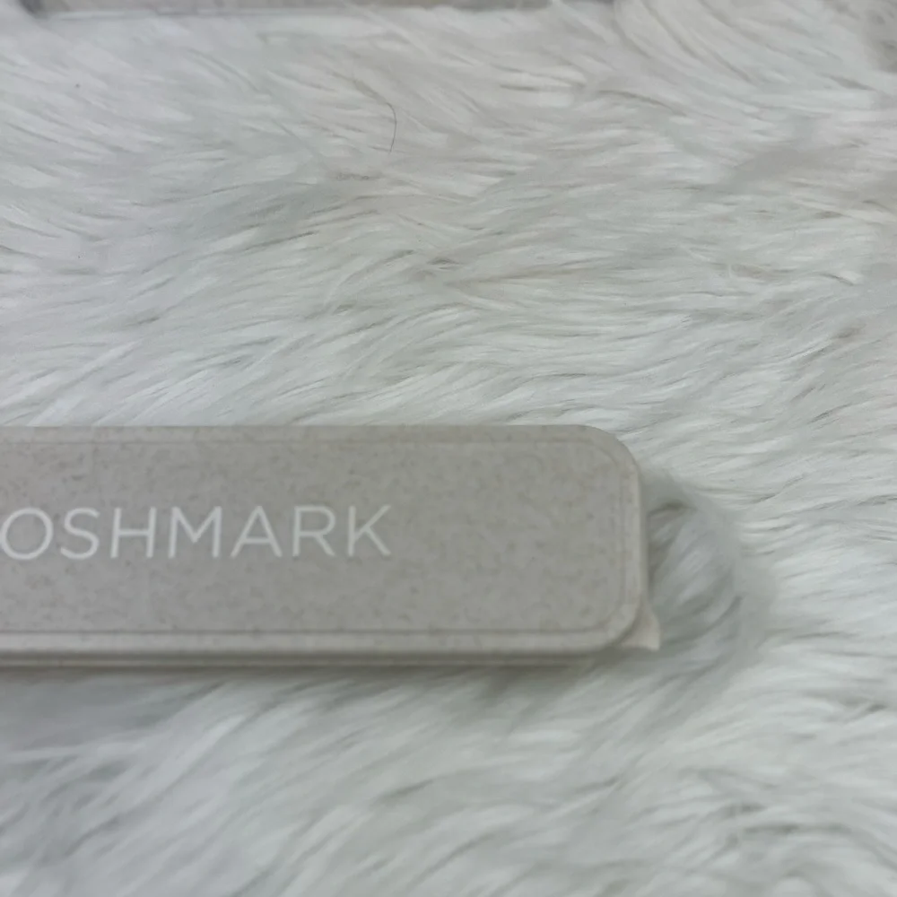 Poshmark new defect